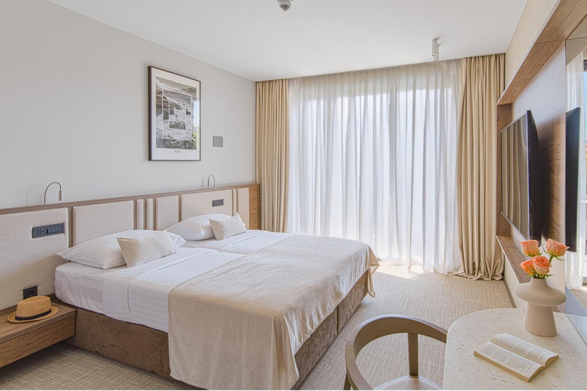 Grand Hotel View Postira Rom bilde